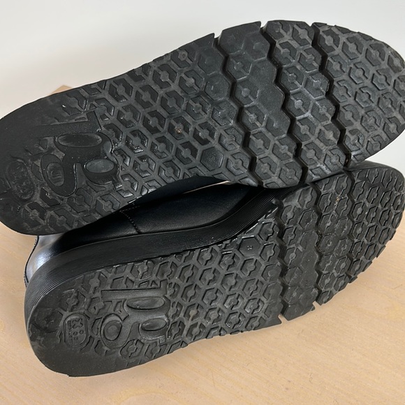 Paul Green Lug Sole leather booties US sz 10 made in Austria - Picture 9 of 9